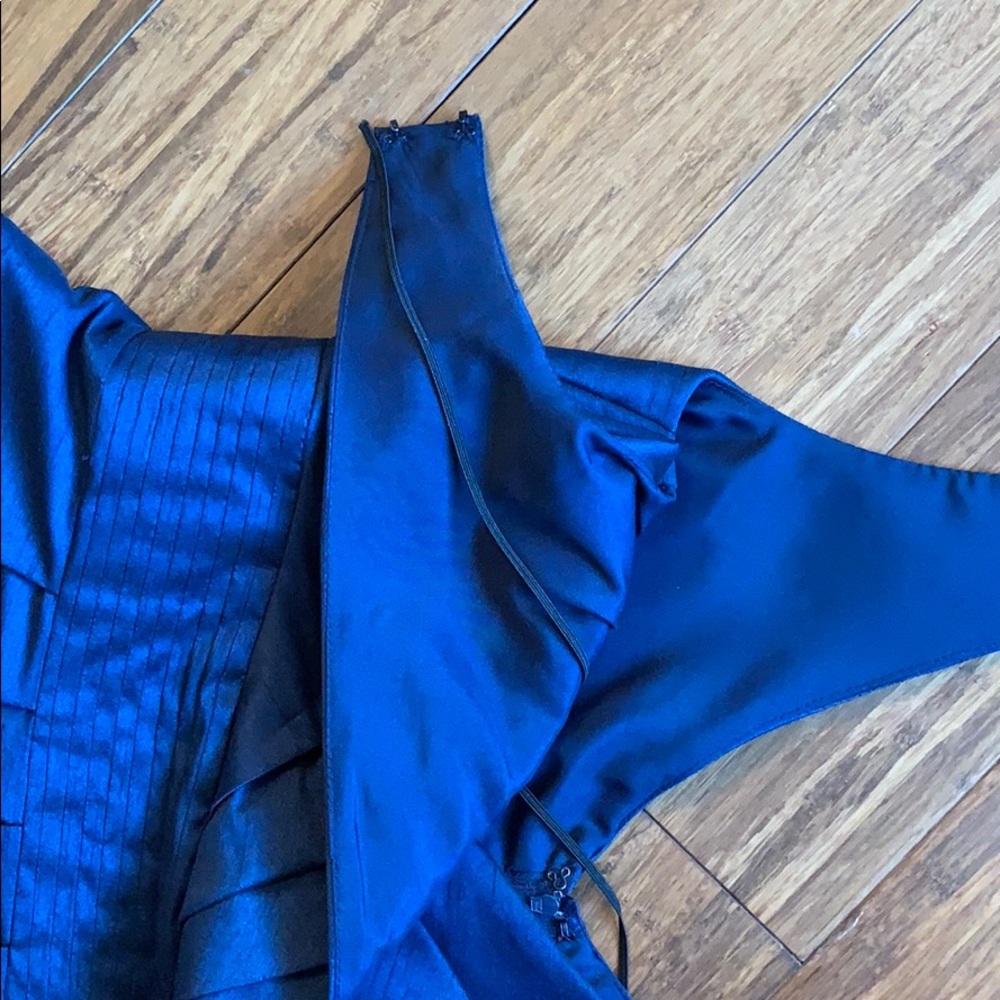 EUC Navy Alexia Bridesmaid NURSING Dress 4/6 eqiv - Picture 6 of 6